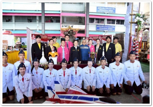 สว.พย นำเสนอนิทรรศการ “ภูกามดอยงาม ดินแดนสามพระธาตุ สืบสานใต้ร่มพระบารมีสมเด็จย่า” ณ โรงเรียนพะเยาพิทยาคม